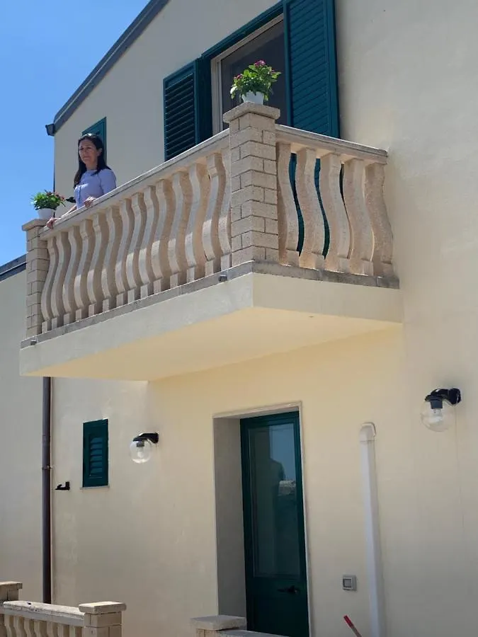 Agriturismoeloropizzuta Lido di Noto 0*,